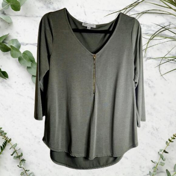 Green Envelope Medium 3/4 sleeve olive green polyester blend stretch woman's top - Picture 1 of 1